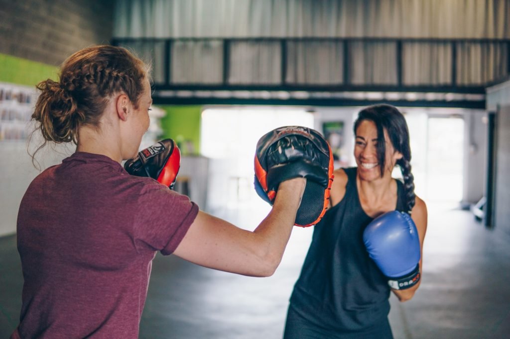 Boxe feminino: benefícios do boxe para as mulheres